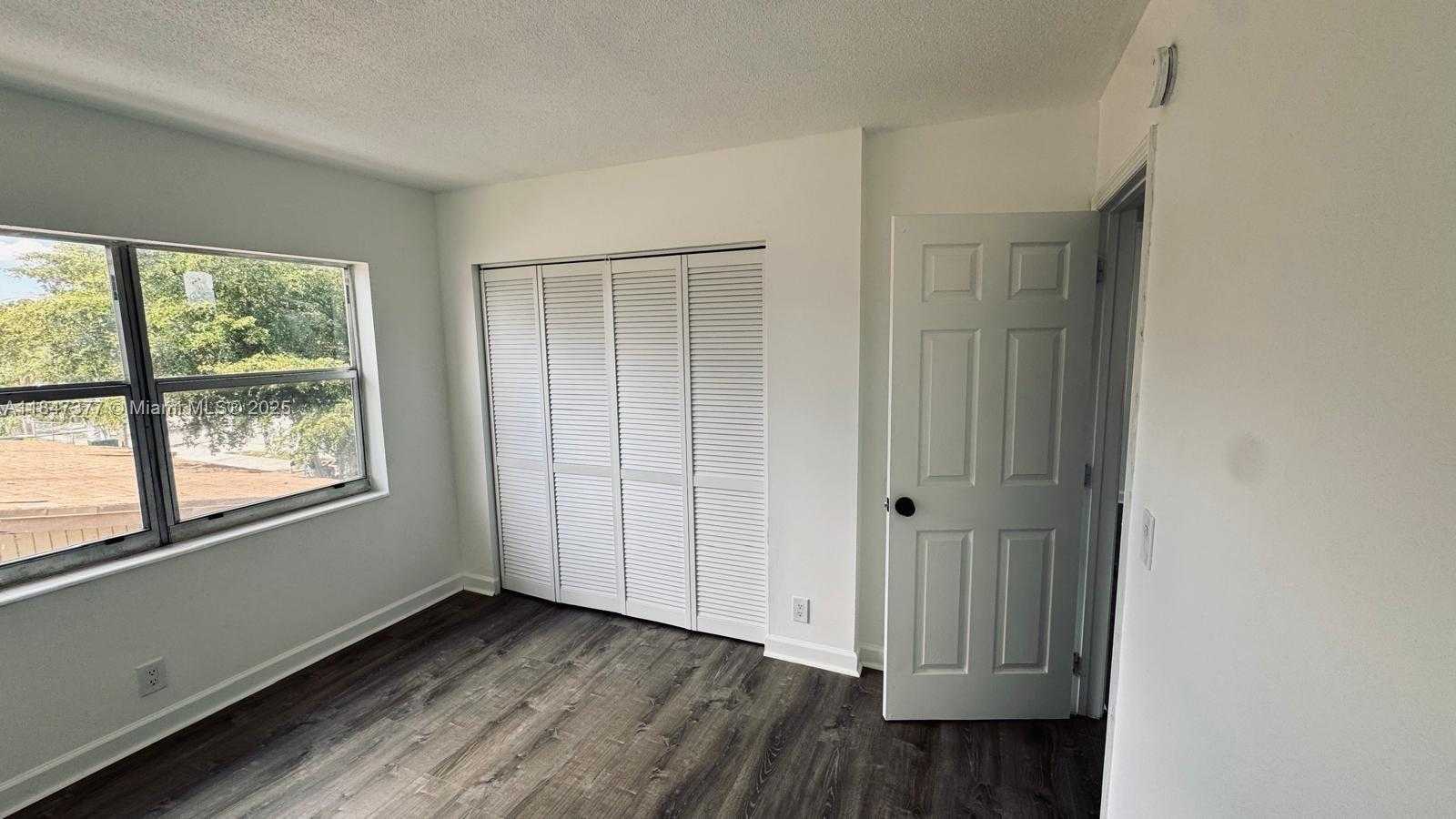 Small Image of 1006 10TH ST #4, West Palm Beach Number 22