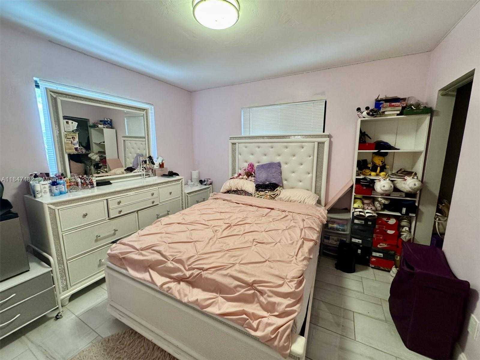 Small Image of 520 NORTH EAST 137TH ST, North Miami Number 13