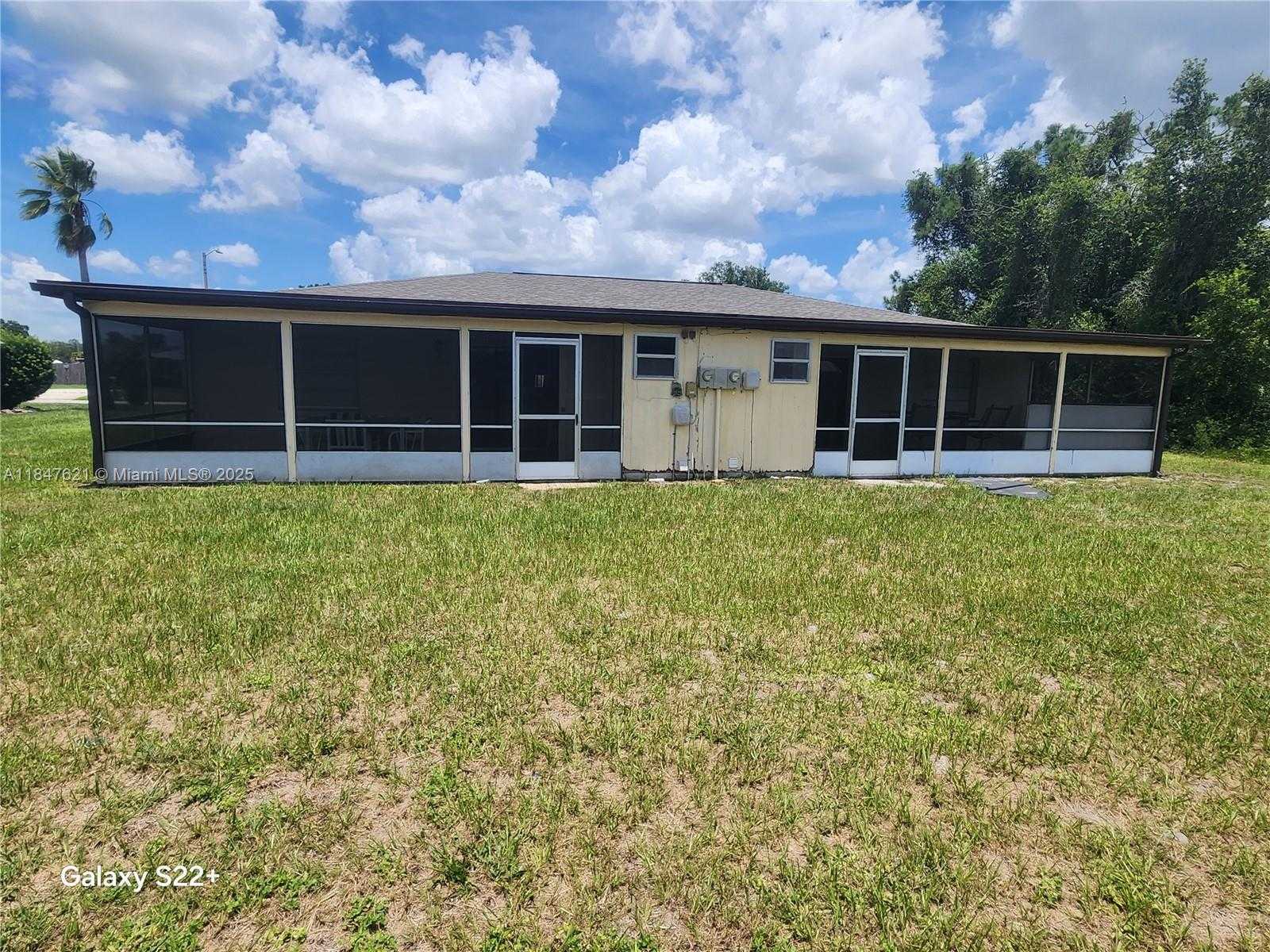 Small Image of 4715 LEUCADENDRA DR, Sebring Number 2