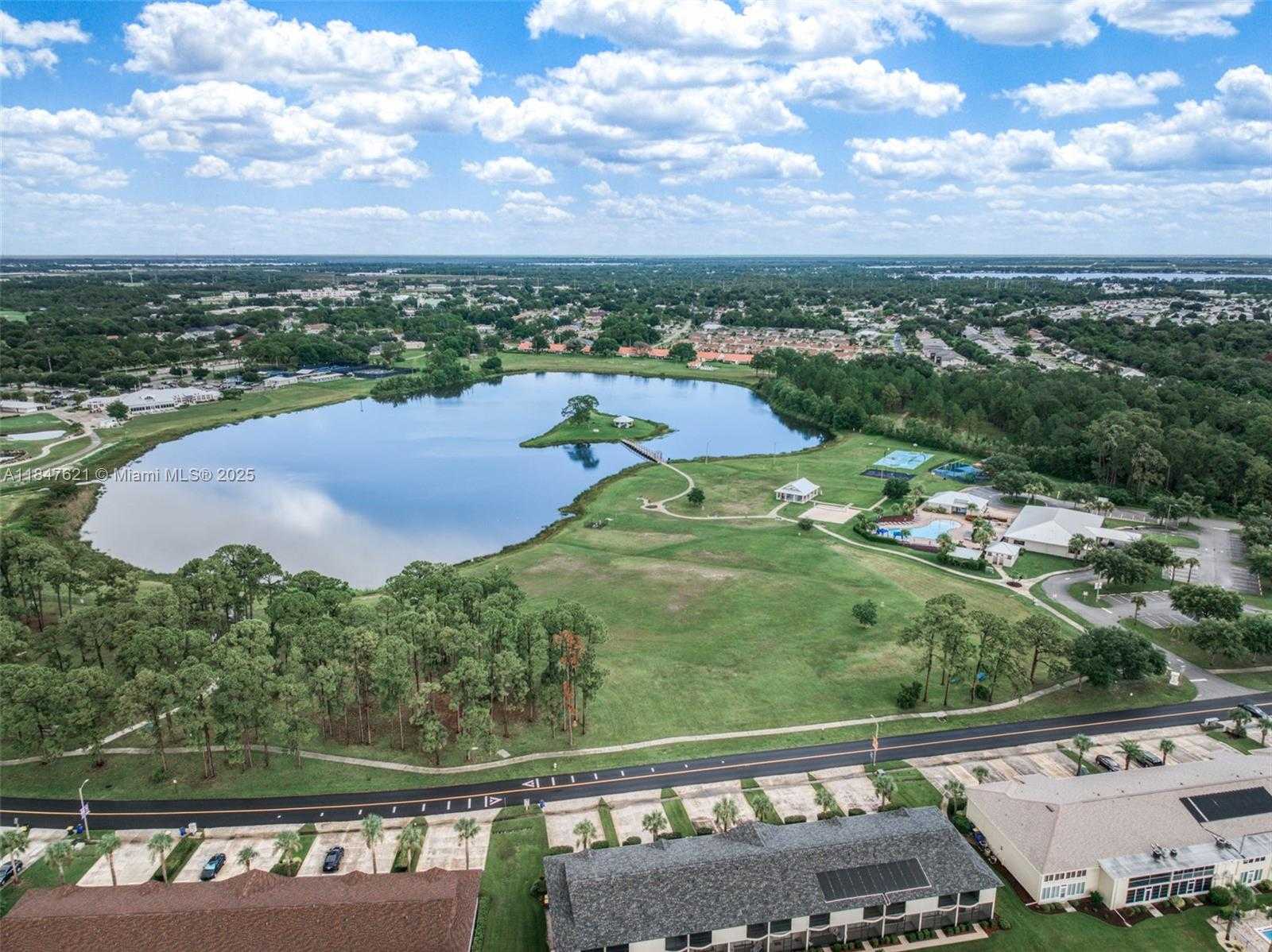 Small Image of 4715 LEUCADENDRA DR, Sebring Number 20