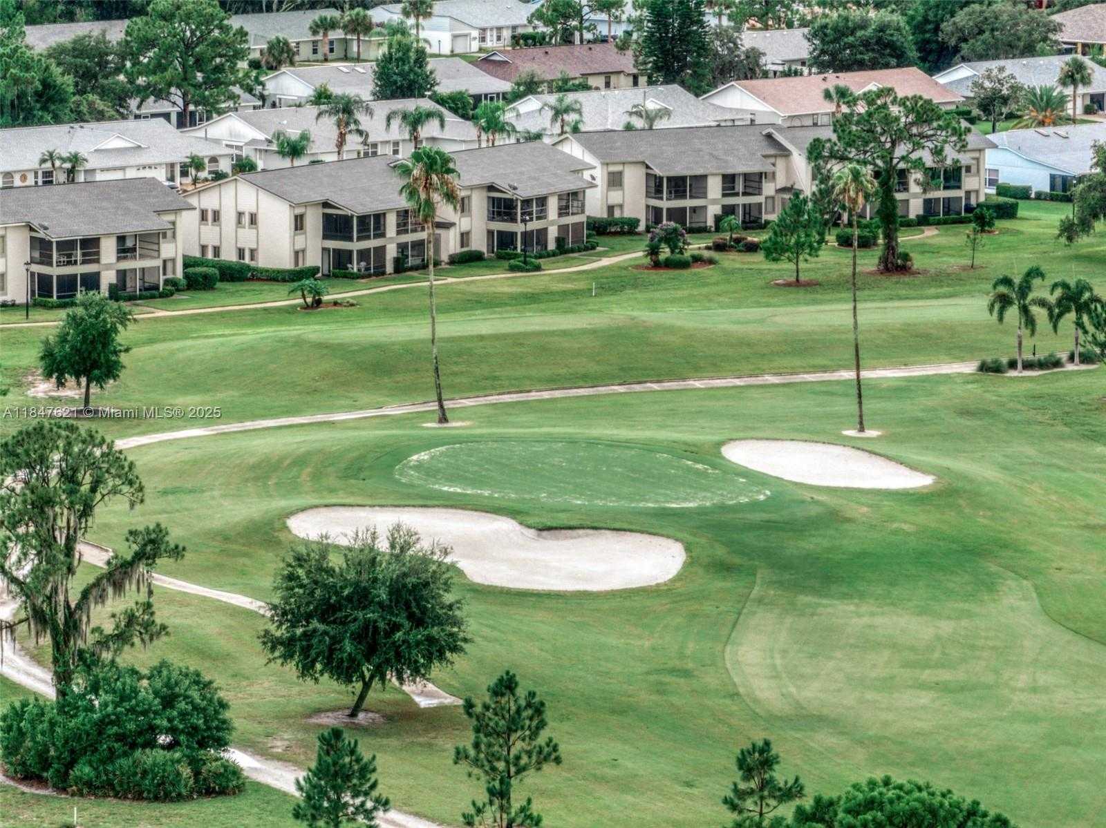 Small Image of 4715 LEUCADENDRA DR, Sebring Number 26