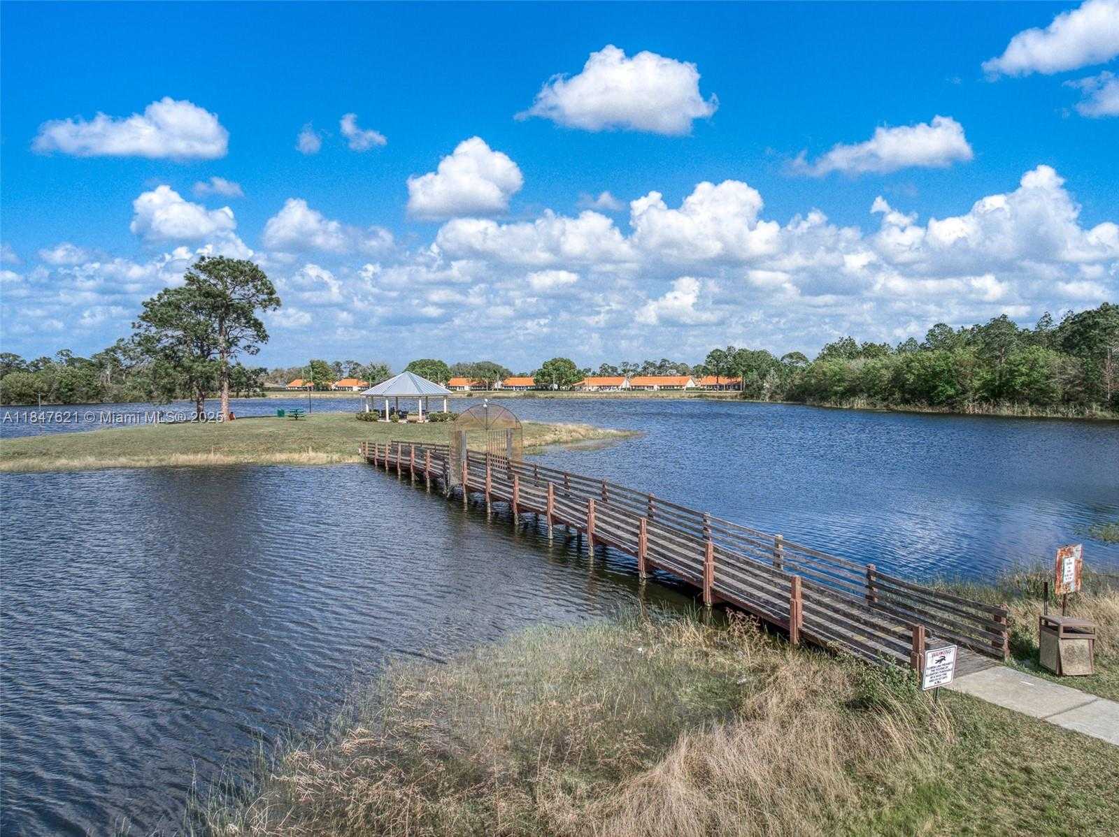 Small Image of 4715 LEUCADENDRA DR, Sebring Number 30