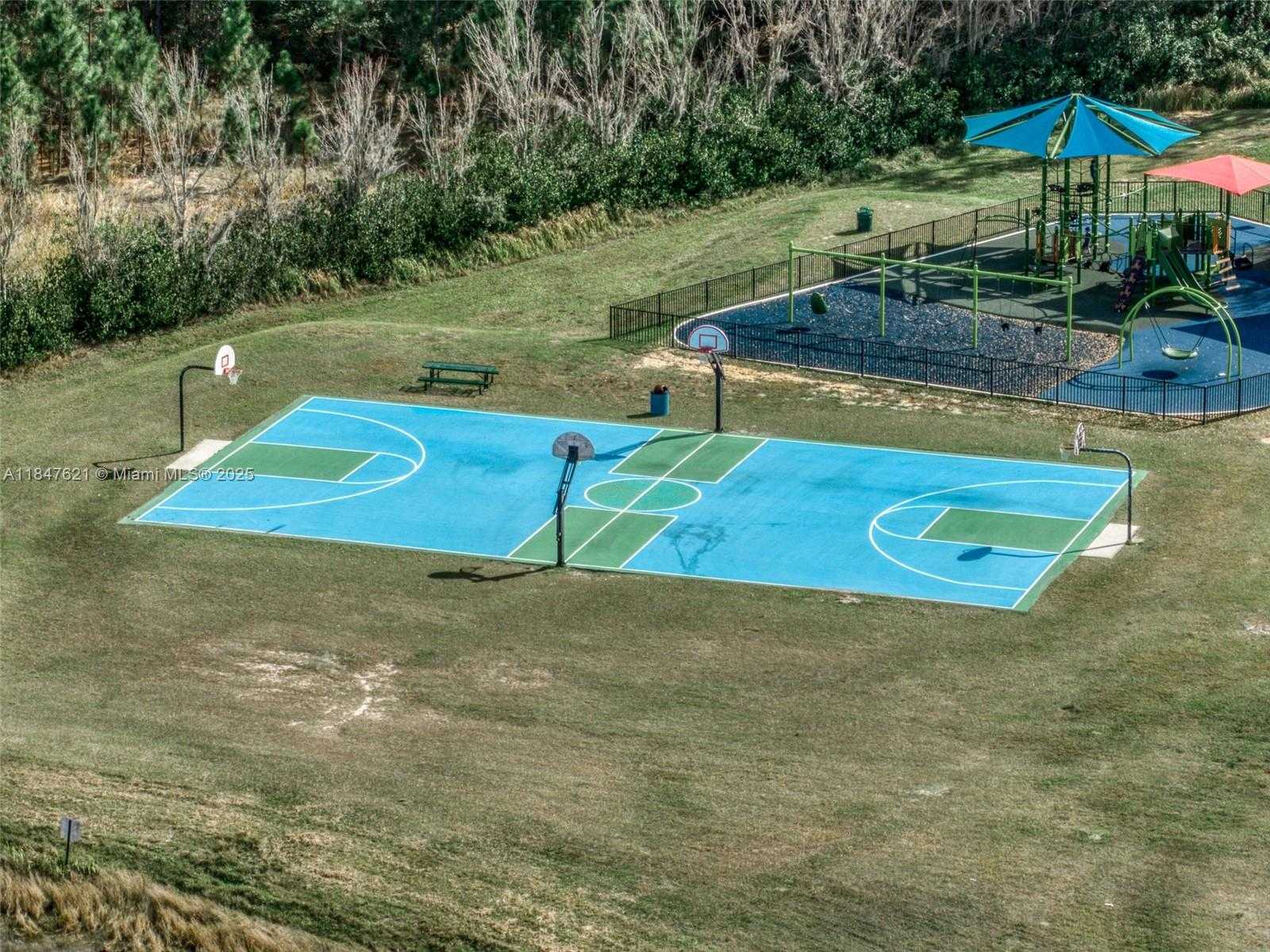 Small Image of 4715 LEUCADENDRA DR, Sebring Number 34