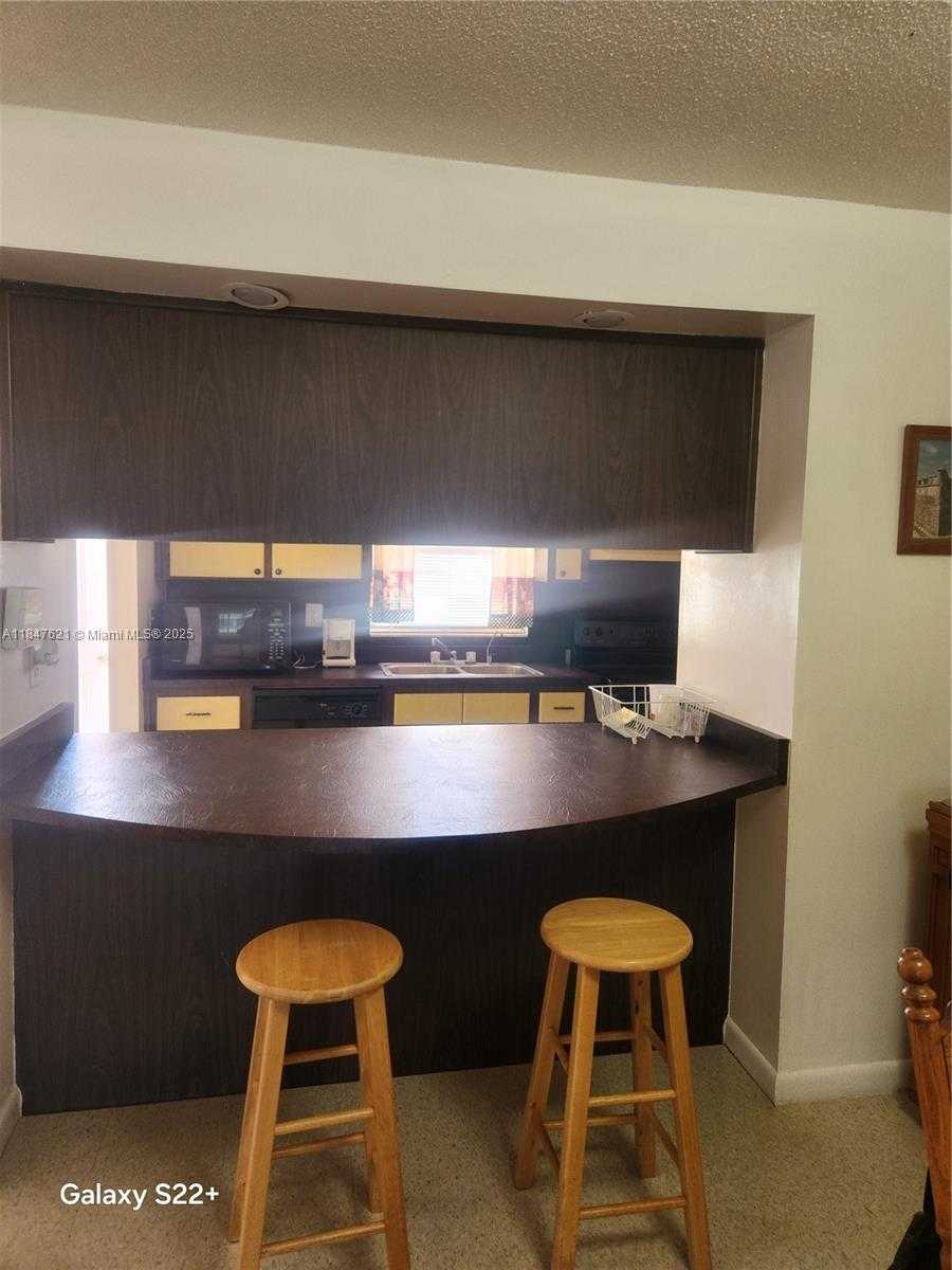 Small Image of 4715 LEUCADENDRA DR, Sebring Number 4