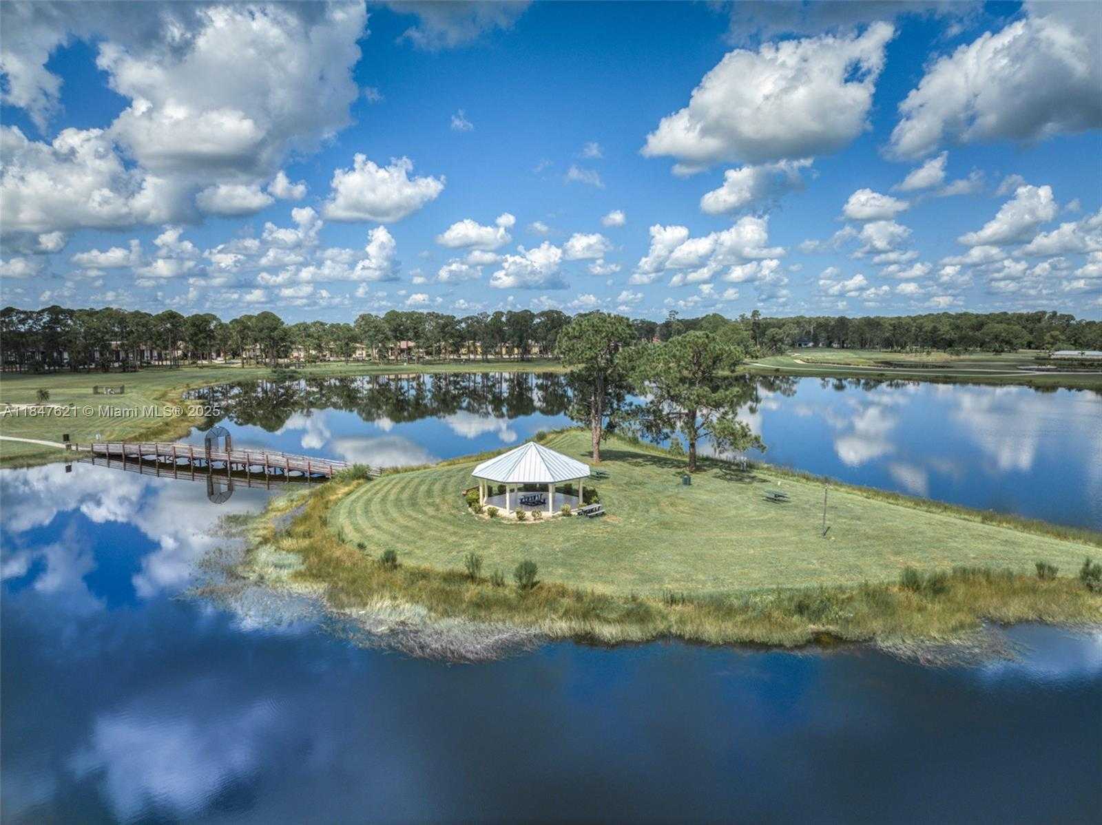 Small Image of 4715 LEUCADENDRA DR, Sebring Number 51