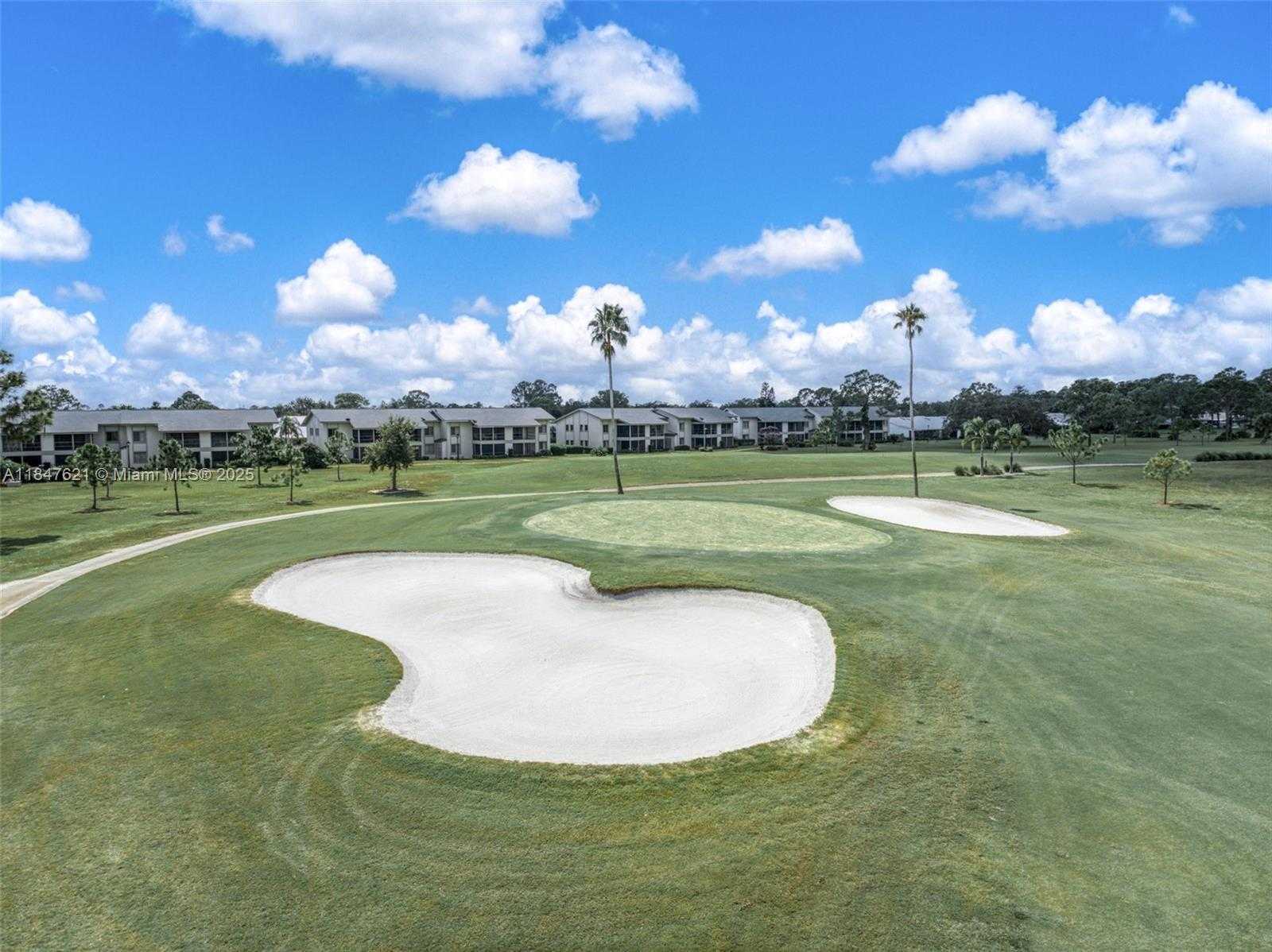 Small Image of 4715 LEUCADENDRA DR, Sebring Number 55