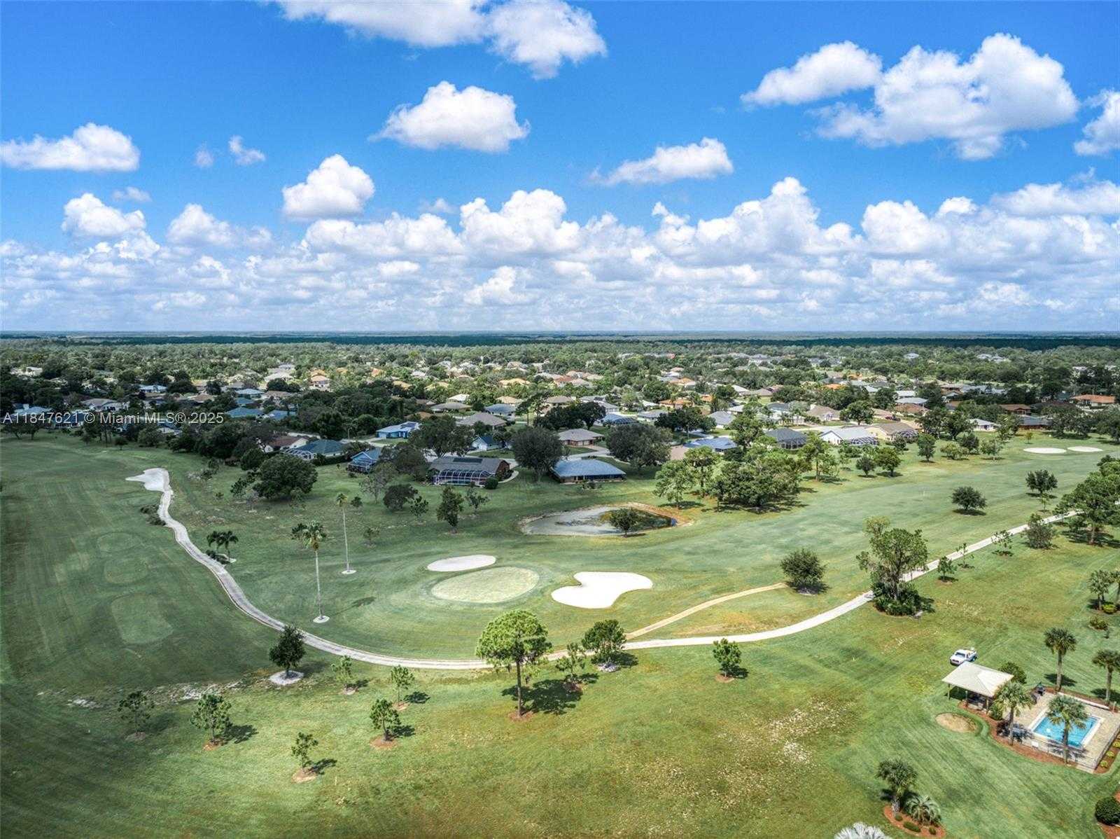 Small Image of 4715 LEUCADENDRA DR, Sebring Number 57