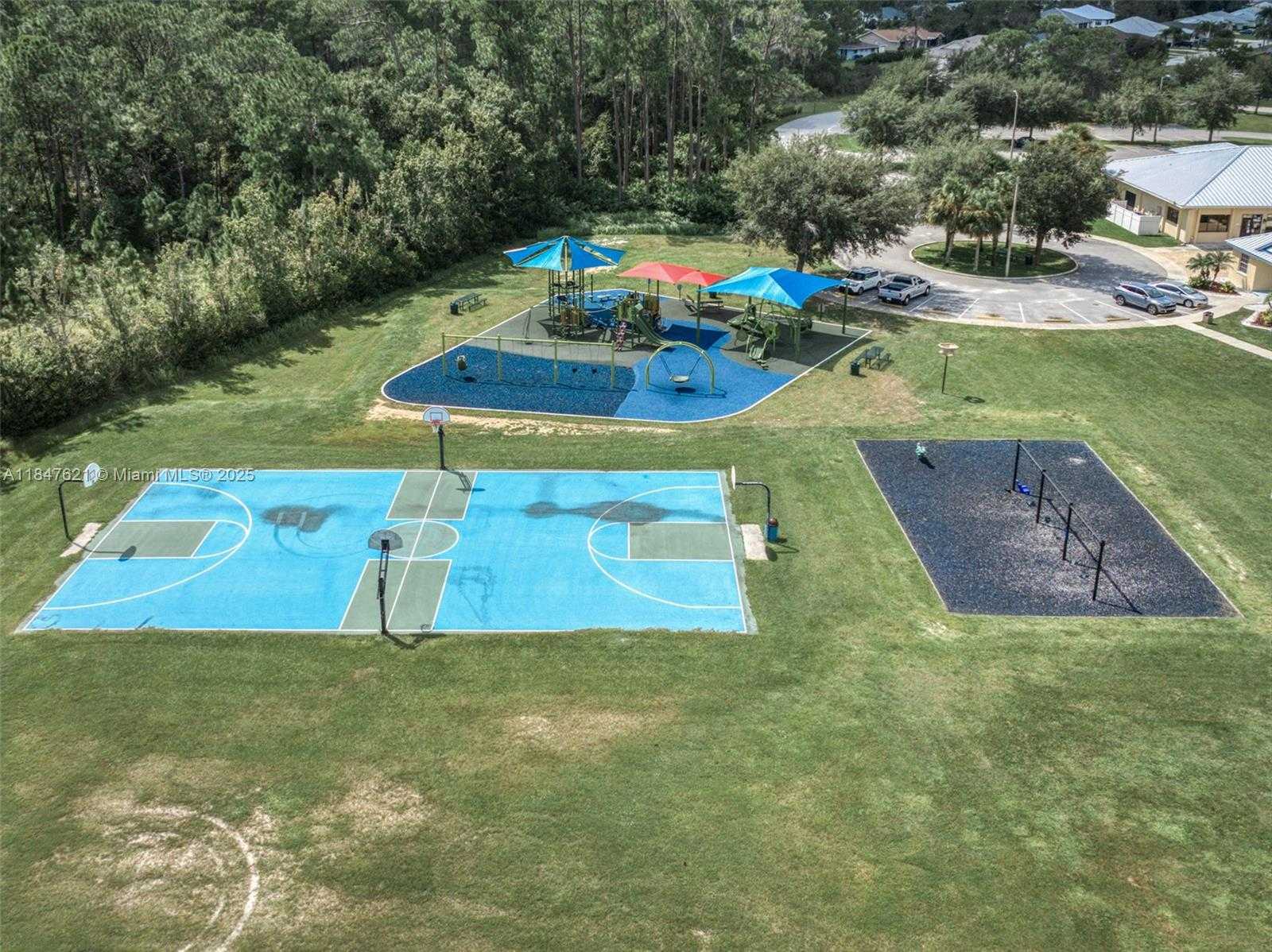Small Image of 4715 LEUCADENDRA DR, Sebring Number 61