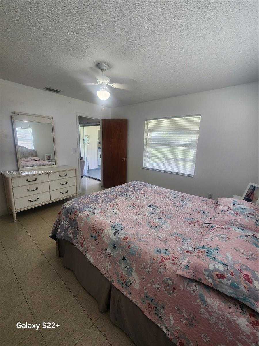 Small Image of 4715 LEUCADENDRA DR, Sebring Number 8