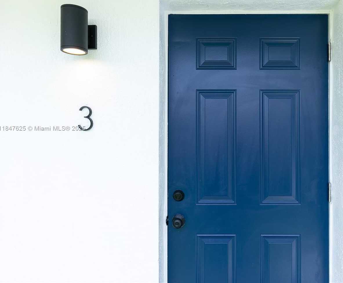 Small Image of 6125 SOUTH WEST 40TH CT, Miramar Number 22