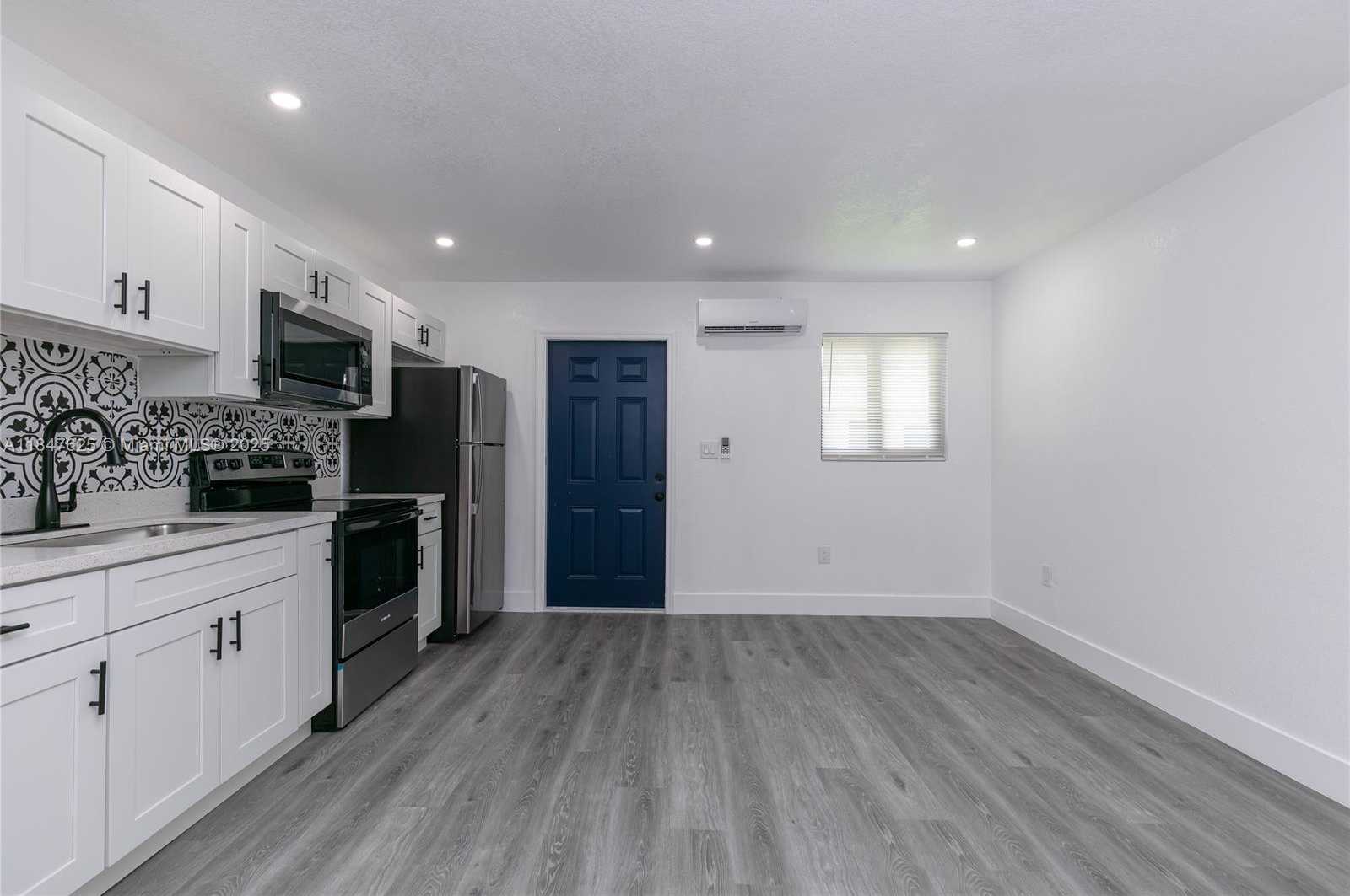 Small Image of 6125 SOUTH WEST 40TH CT, Miramar Number 29