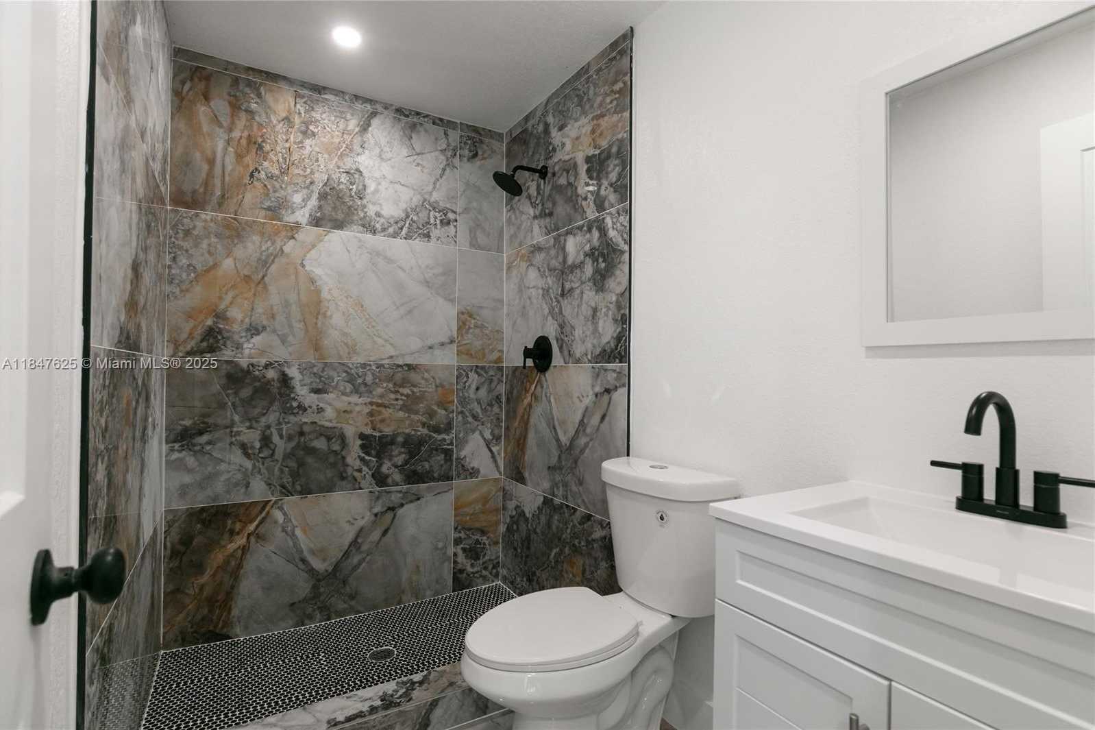 Small Image of 6125 SOUTH WEST 40TH CT, Miramar Number 39