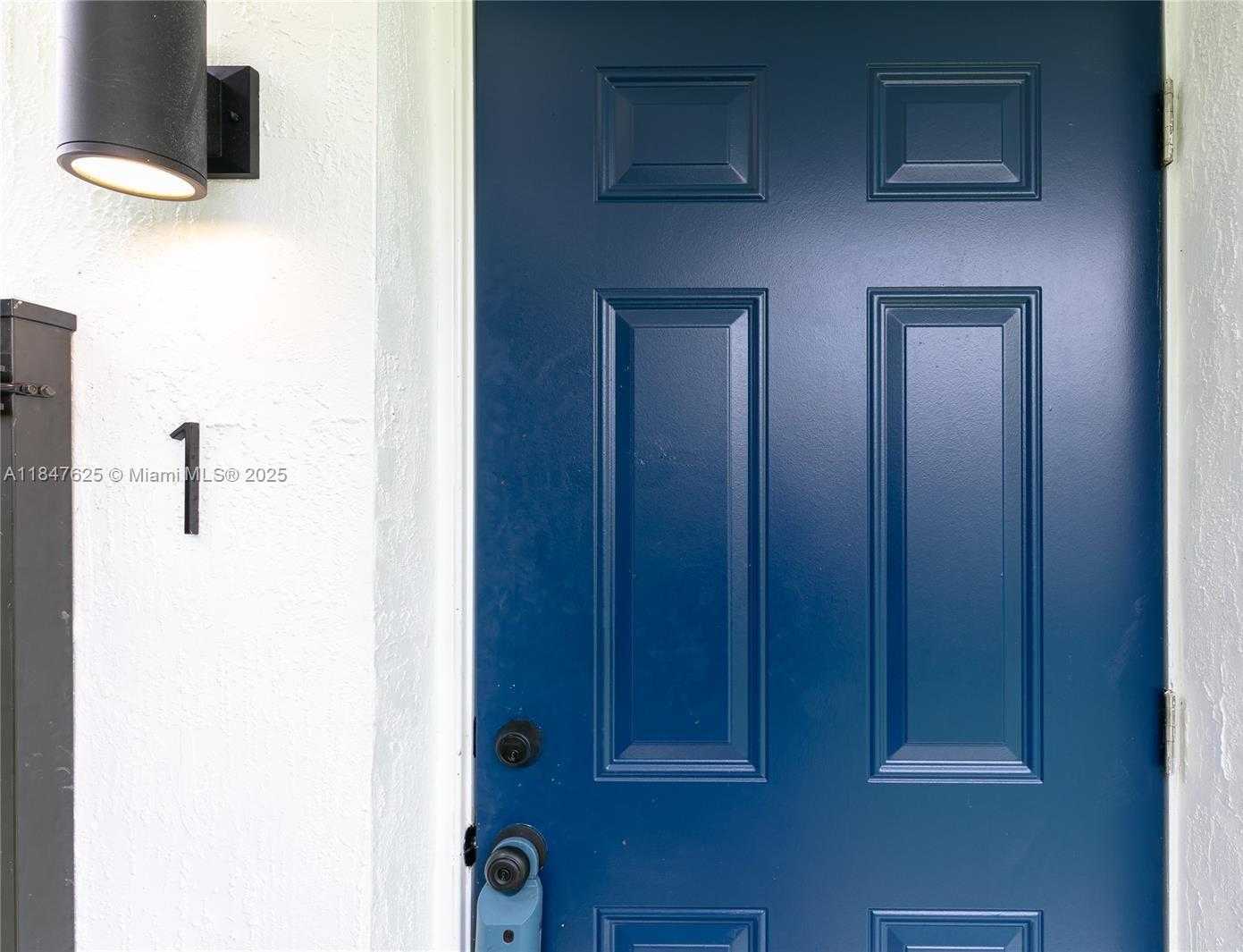 Small Image of 6125 SOUTH WEST 40TH CT, Miramar Number 6