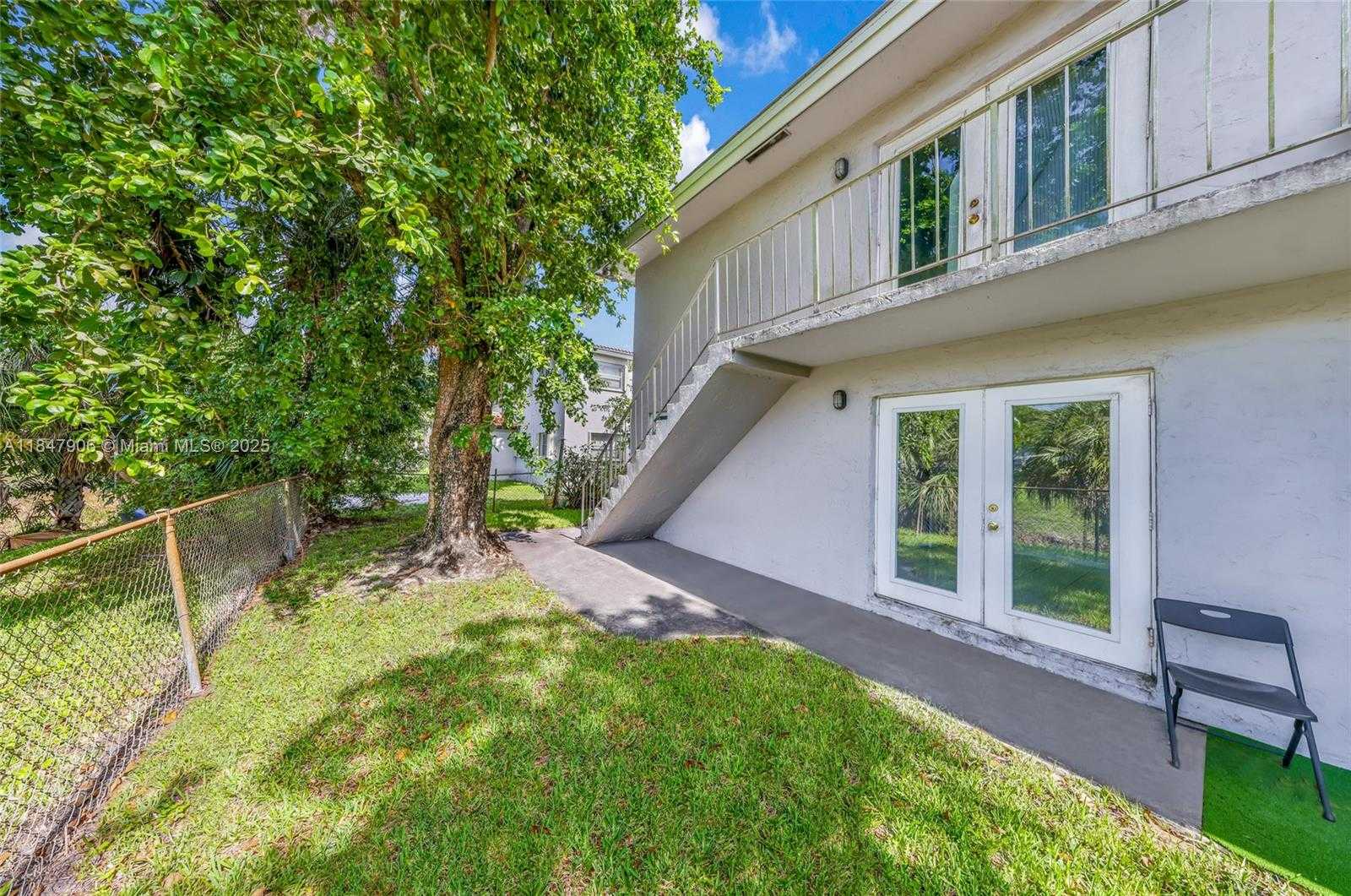 Small Image of 7921 NORTH WEST 44TH CT #4, Coral Springs Number 21