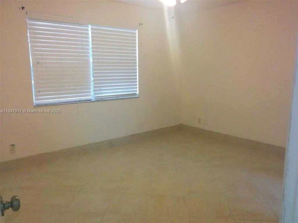Small Image of 8734 SOUTH WEST 3RD ST #3, Pembroke Pines Number 4