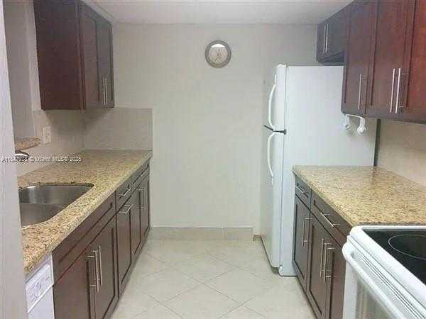 Small Image of 3174 NORTH PINE ISLAND RD #4, Sunrise Number 6