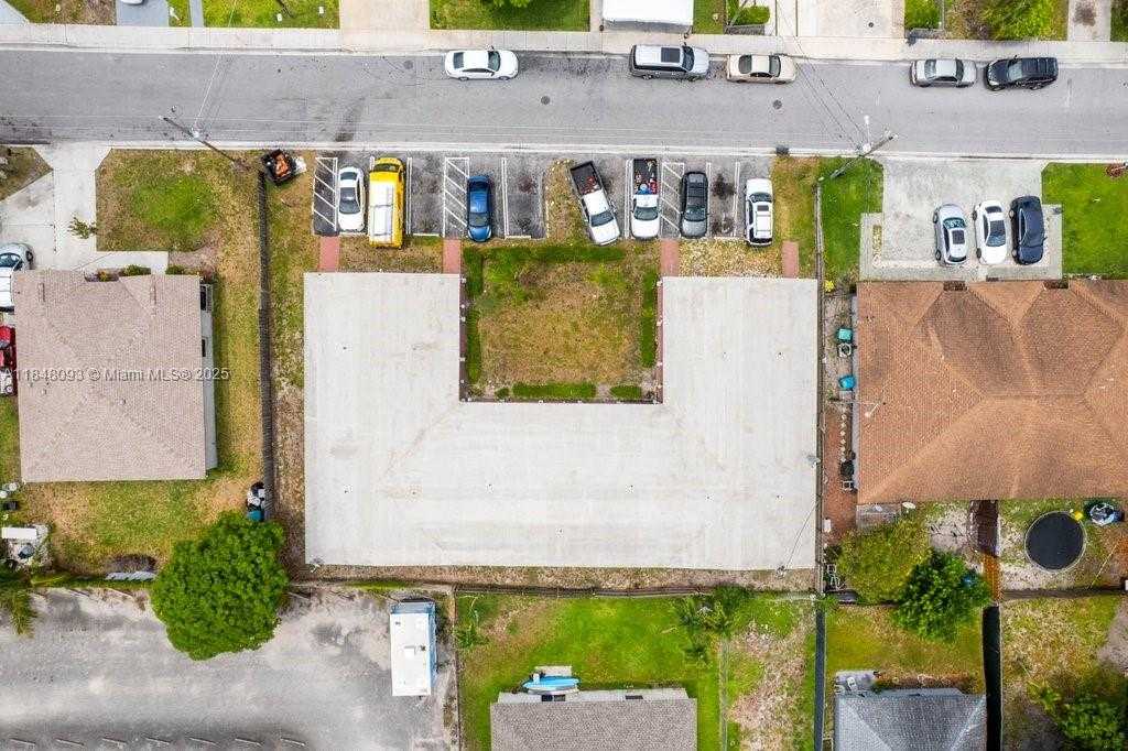Small Image of 320 NORTH EAST 13TH AVE #10, Boynton Beach Number 12