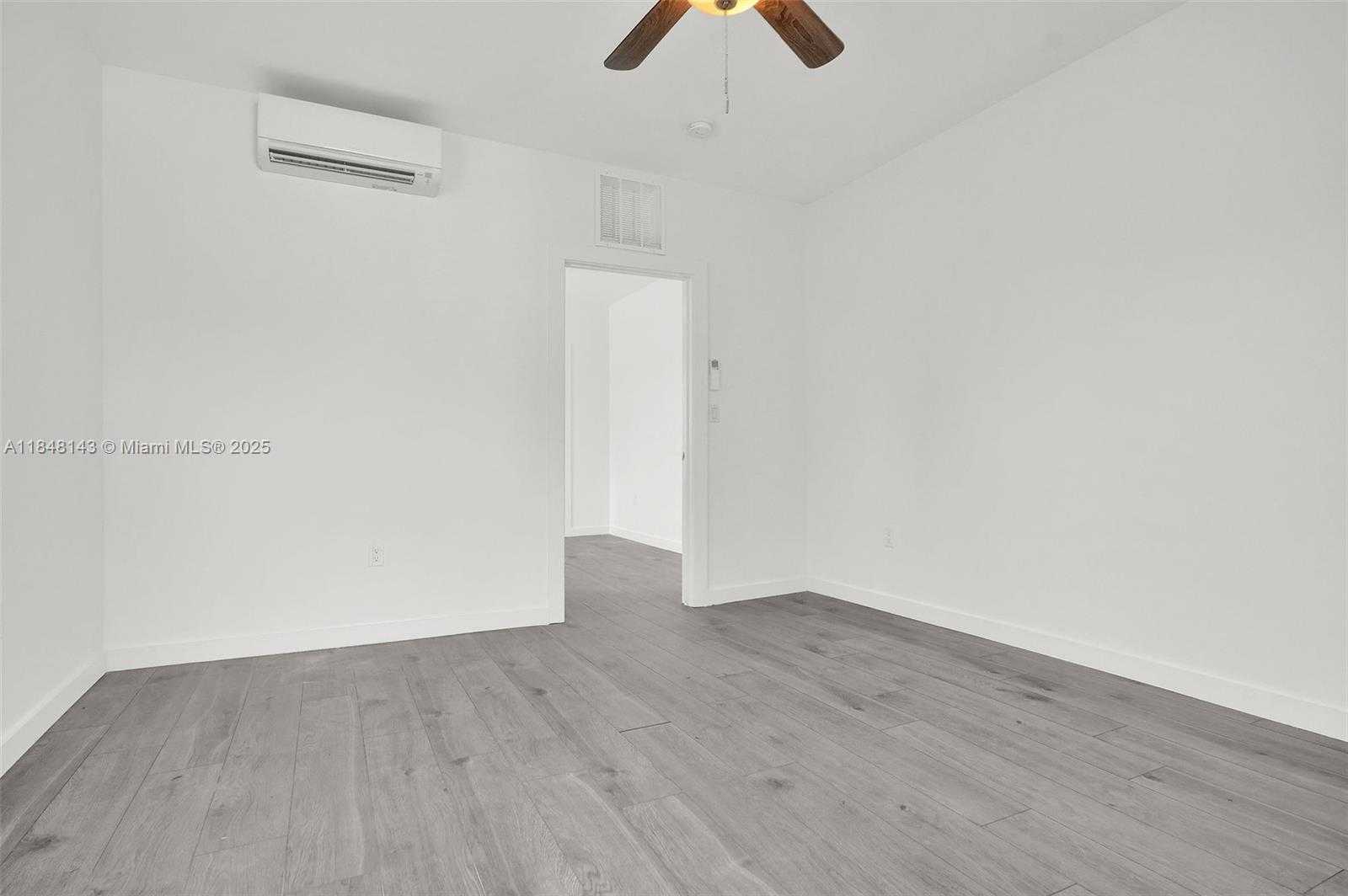 Small Image of 600 NORTH WEST 25TH CT #4, Miami Number 5