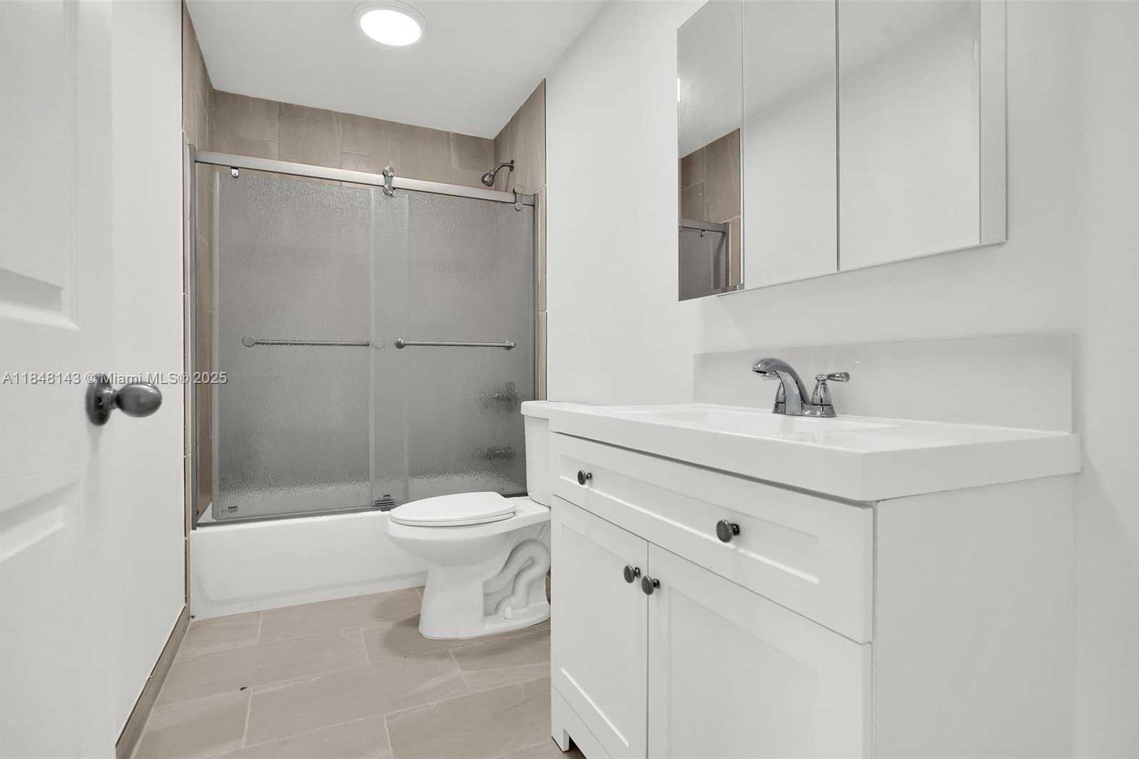 Small Image of 600 NORTH WEST 25TH CT #4, Miami Number 7