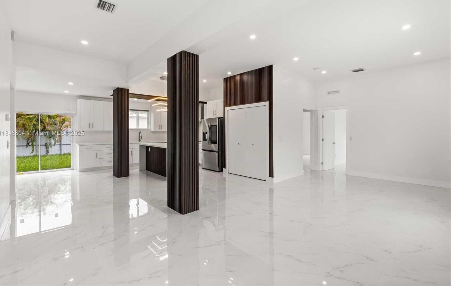 Small Image of 14801 NORTH WEST 5TH AVENUE, Miami Number 7