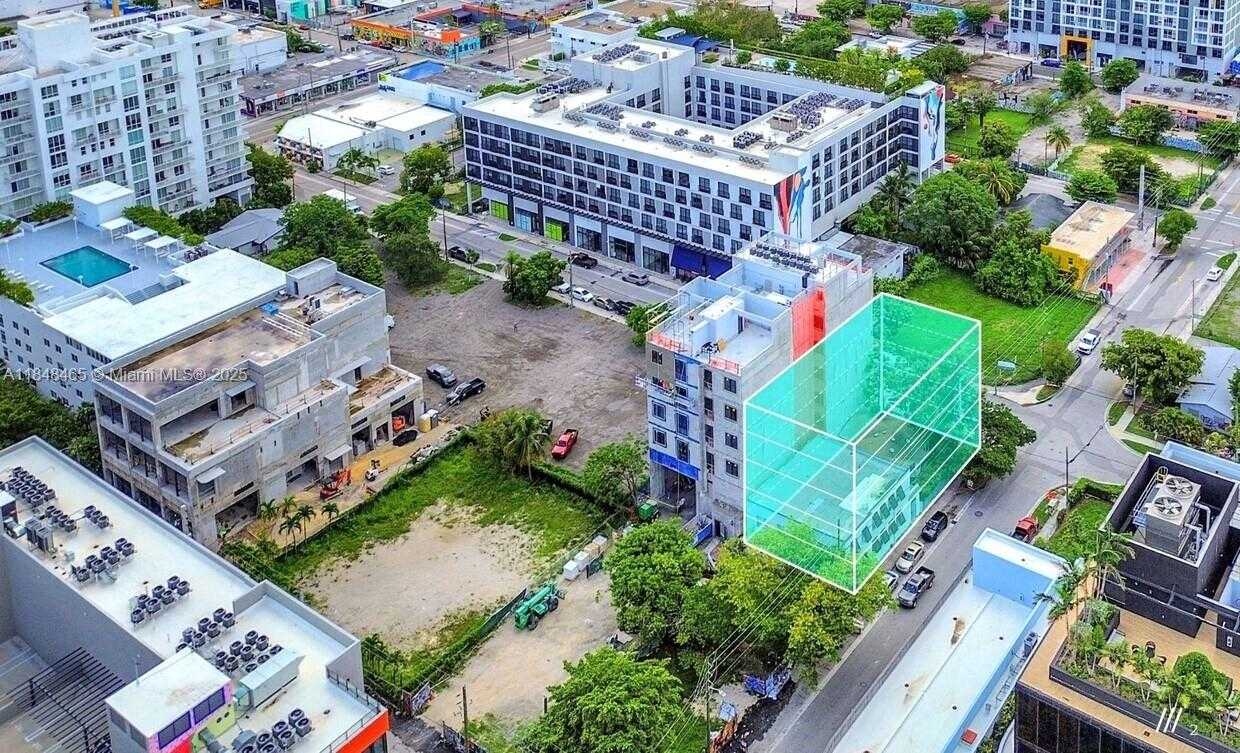 Small Image of 97 NORTH WEST 27TH ST, Miami Number 2
