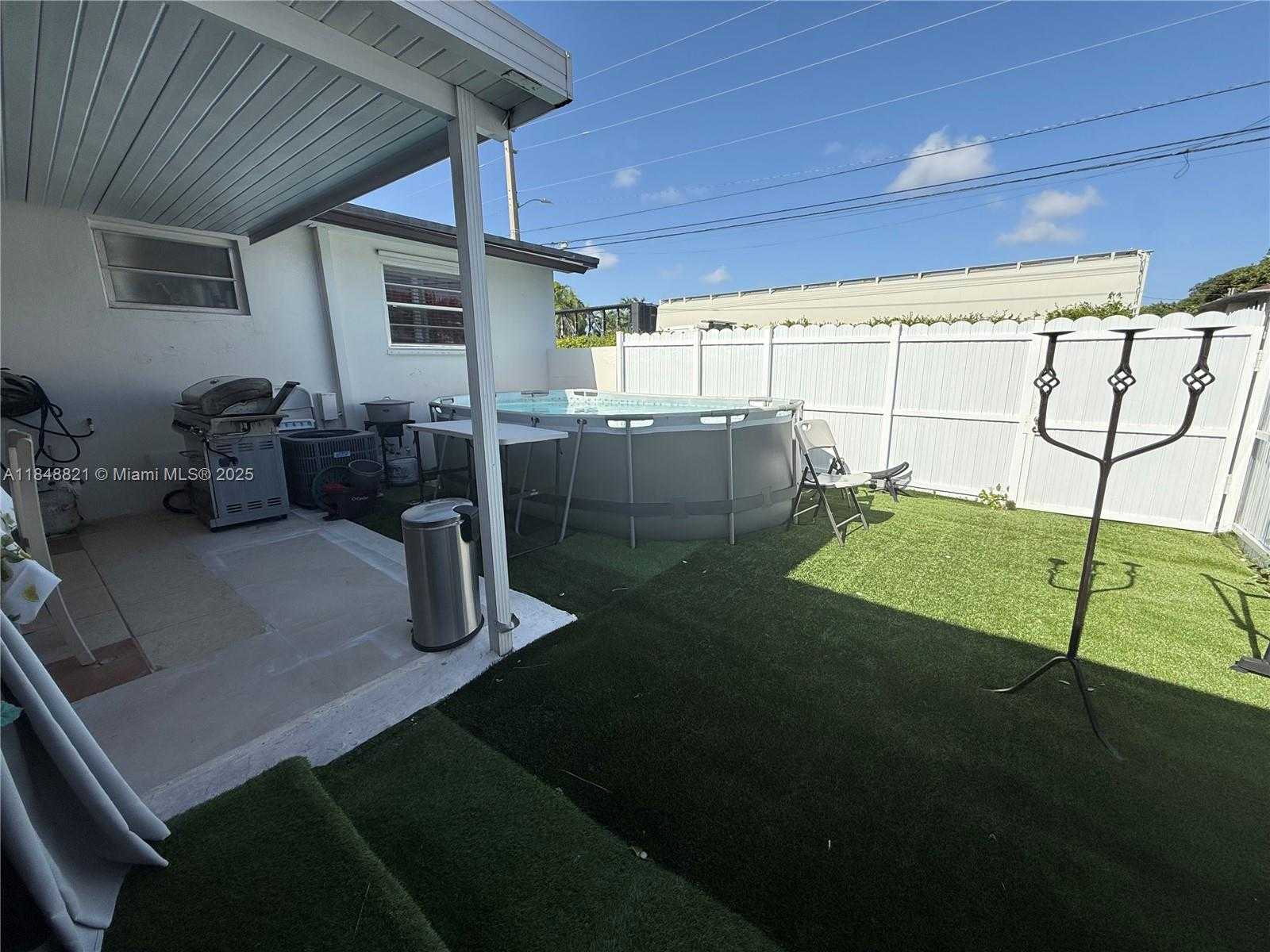 Small Image of 7200 SOUTH WEST 22ND ST, Miami Number 13