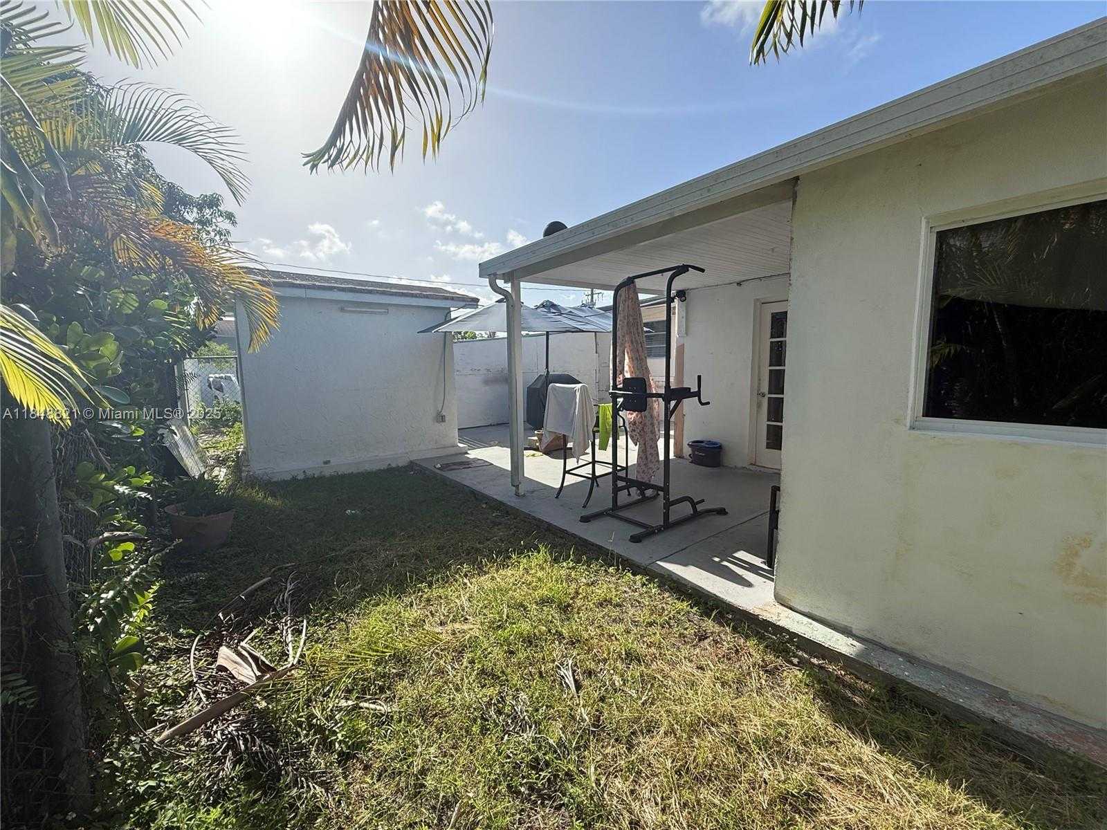 Small Image of 7200 SOUTH WEST 22ND ST, Miami Number 18