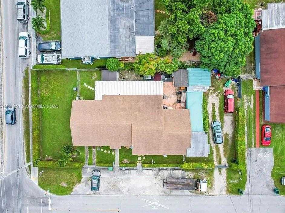Small Image of 7200 SOUTH WEST 22ND ST, Miami Number 2
