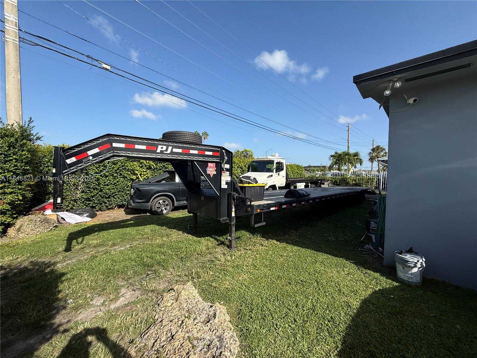 Small Image of 7200 SOUTH WEST 22ND ST, Miami Number 4