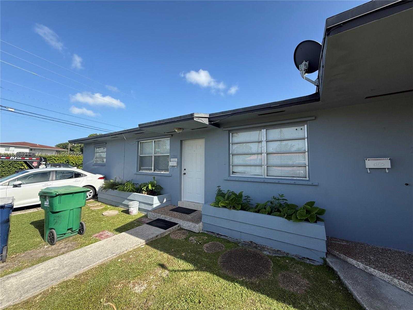 Small Image of 7200 SOUTH WEST 22ND ST, Miami Number 5
