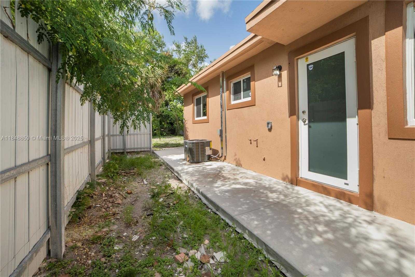 Small Image of 801 NORTH WEST 109TH ST #2, Miami Number 23