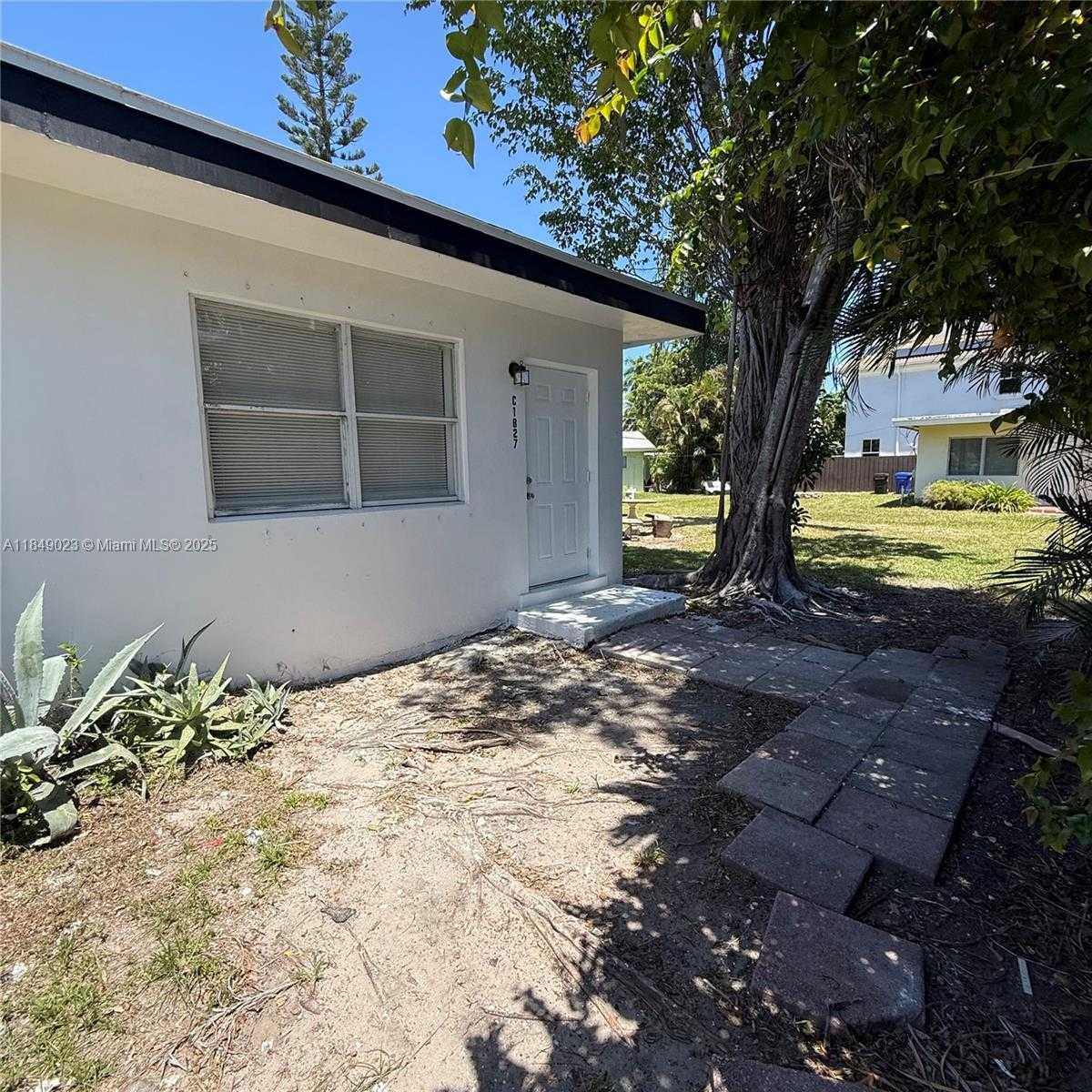 Small Image of 1827 NORTH DIXIE HWY, Fort Lauderdale Number 6