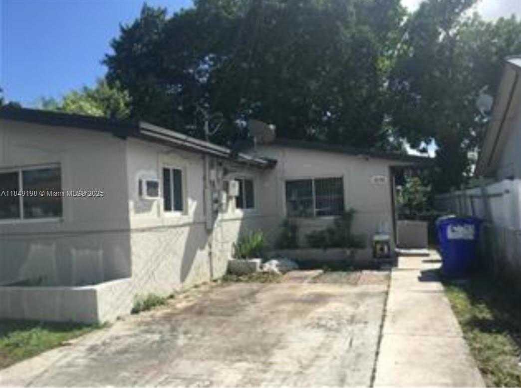 Small Image of 1574 NORTH WEST 58TH ST, Miami Number 2