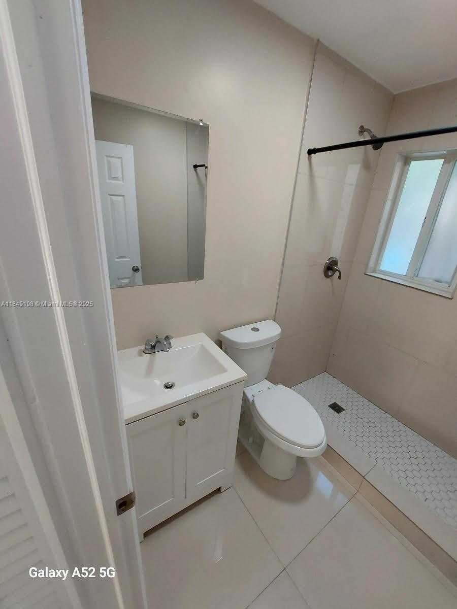 Small Image of 1574 NORTH WEST 58TH ST, Miami Number 7