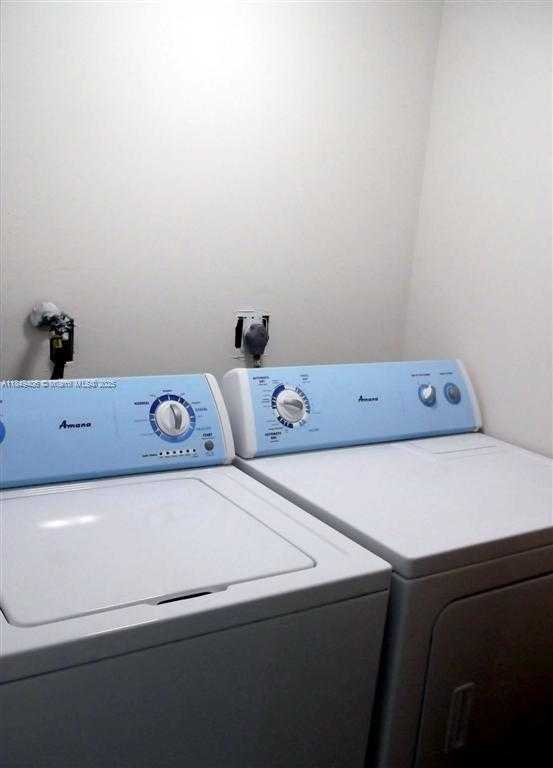 Small Image of 7777 GRANDE ST #4, Sunrise Number 13