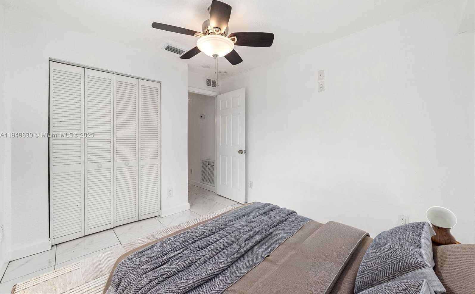 Small Image of 1040 17TH ST, West Palm Beach Number 12