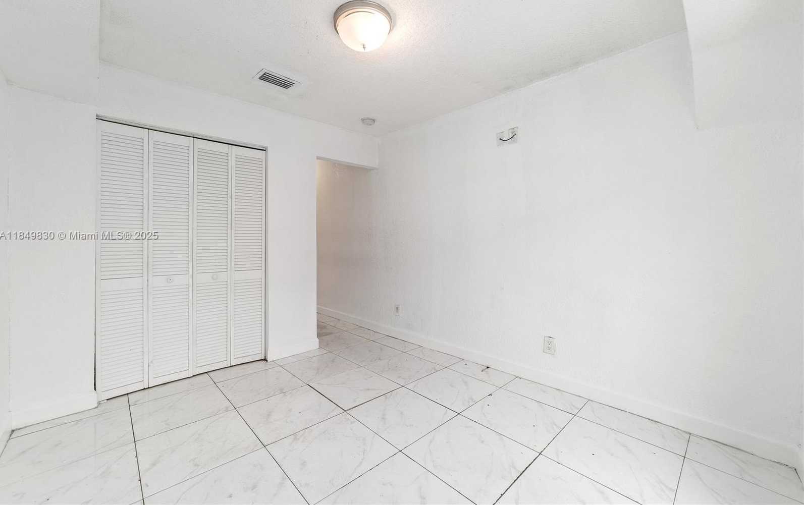 Small Image of 1040 17TH ST, West Palm Beach Number 17