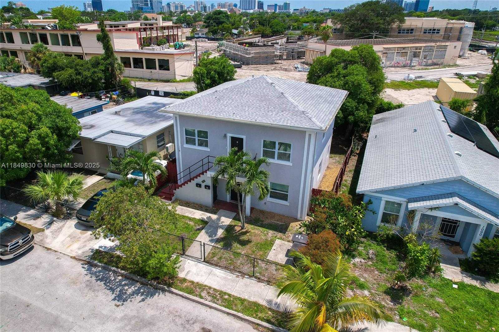Small Image of 1040 17TH ST, West Palm Beach Number 32