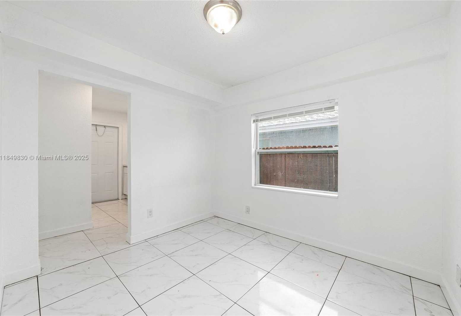 Small Image of 1040 17TH ST, West Palm Beach Number 5