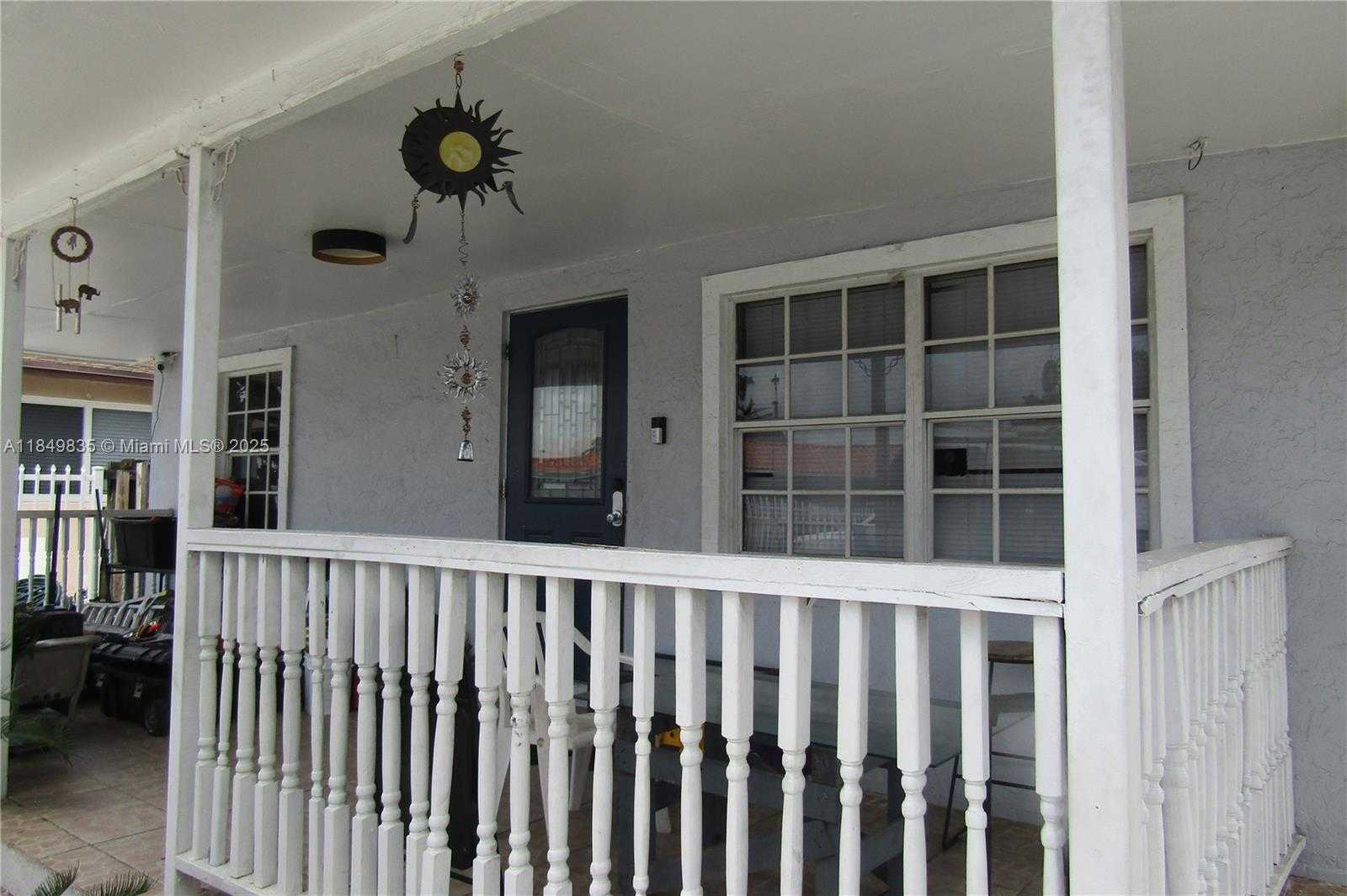 Small Image of 2223 NORTH WEST 32ND ST, Miami Number 2