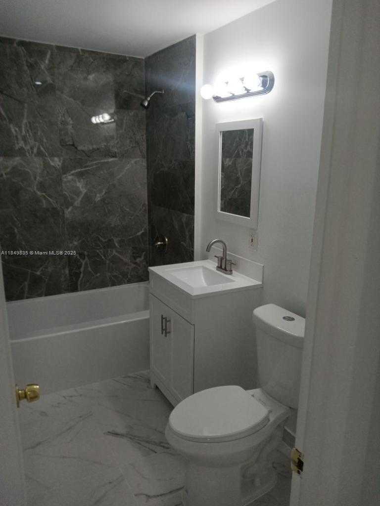 Small Image of 2223 NORTH WEST 32ND ST, Miami Number 32