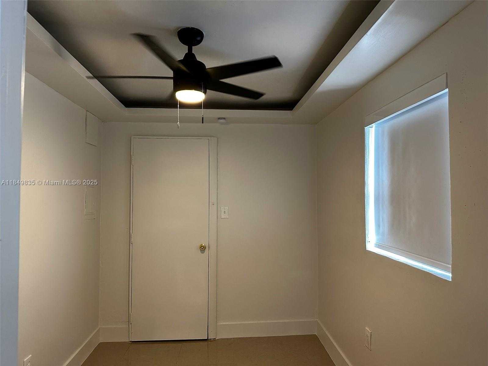 Small Image of 2223 NORTH WEST 32ND ST, Miami Number 57