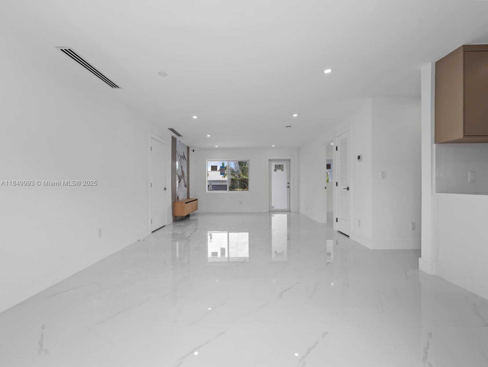 Small Image of 1007 CITRUS ISLE, Fort Lauderdale Number 34