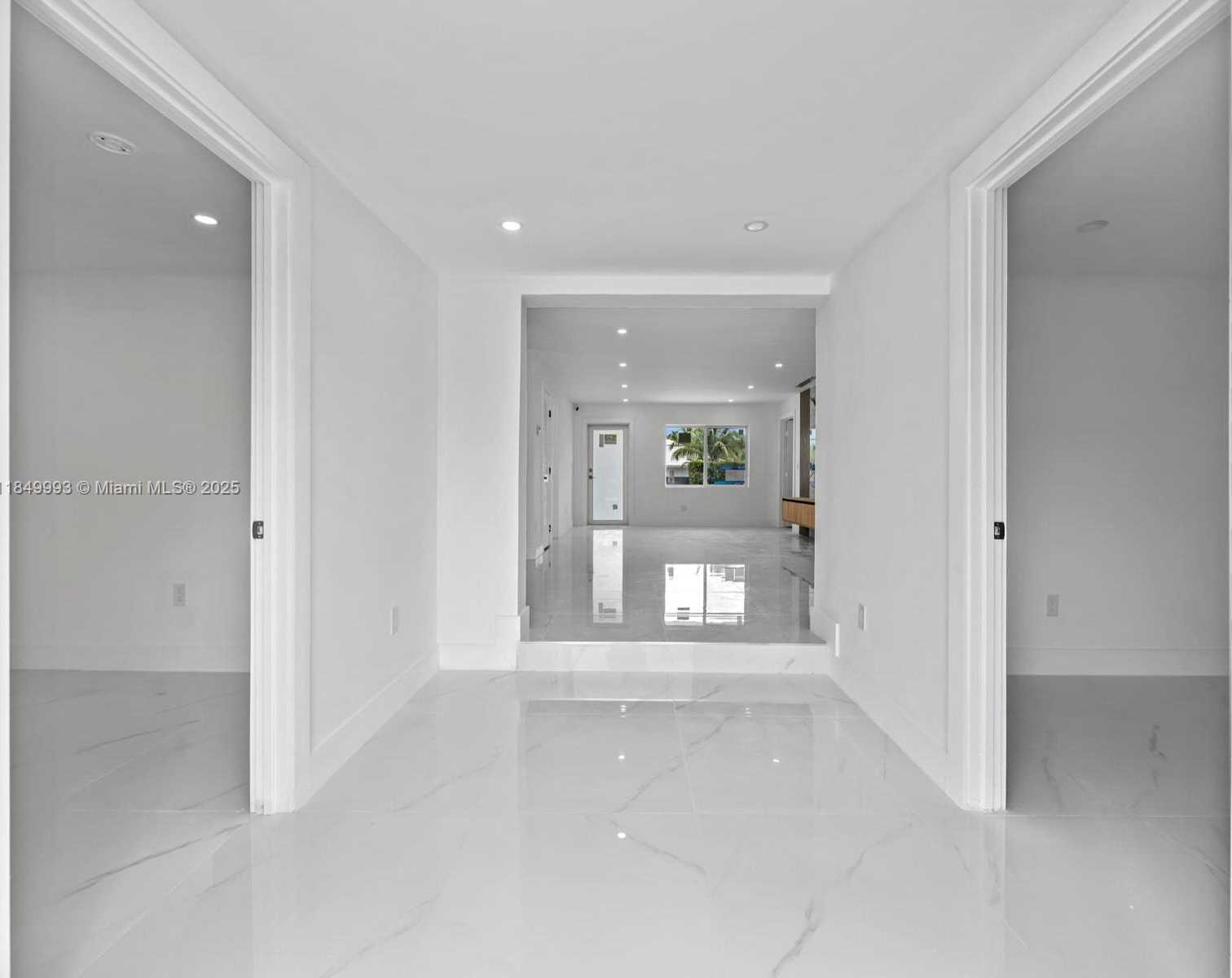 Small Image of 1007 CITRUS ISLE, Fort Lauderdale Number 40