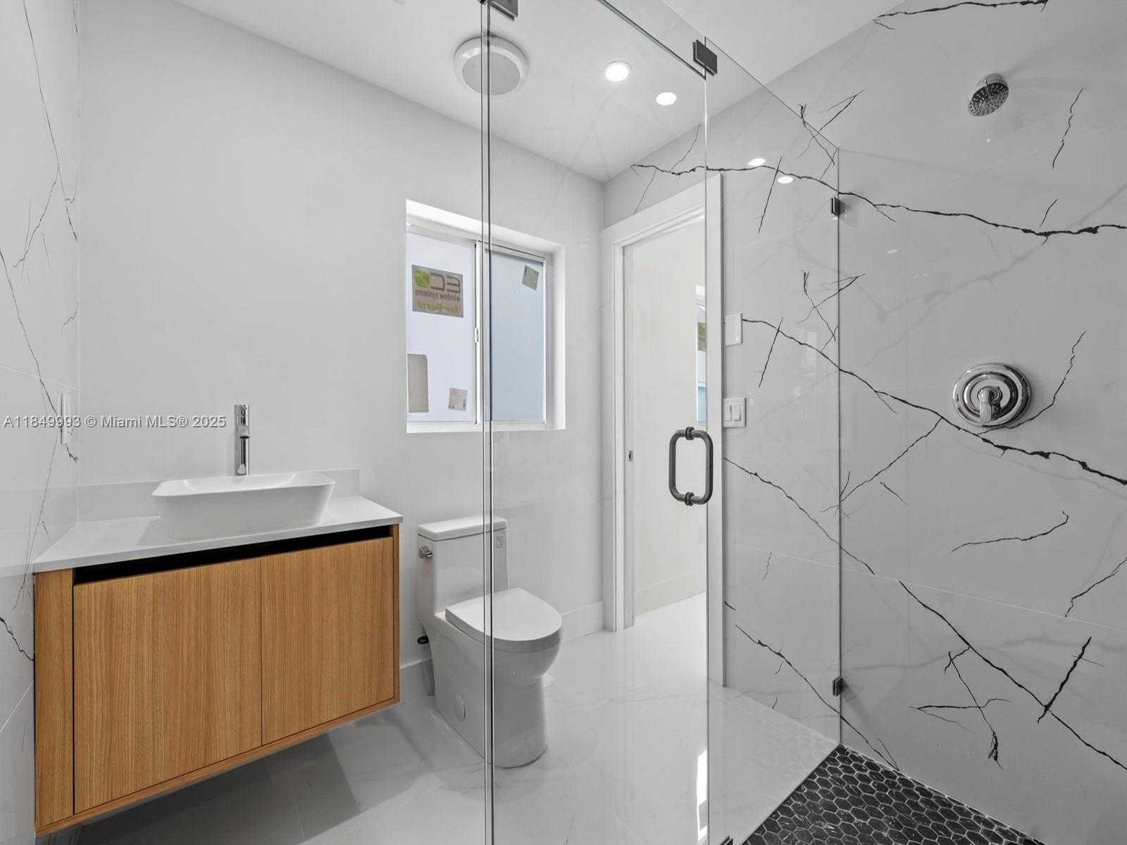 Small Image of 1007 CITRUS ISLE, Fort Lauderdale Number 41