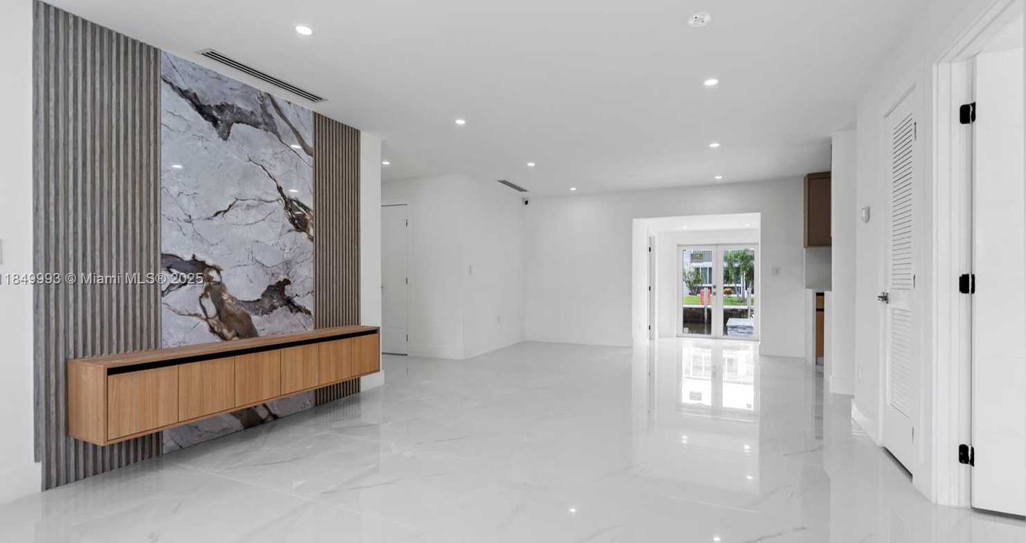 Small Image of 1007 CITRUS ISLE, Fort Lauderdale Number 5