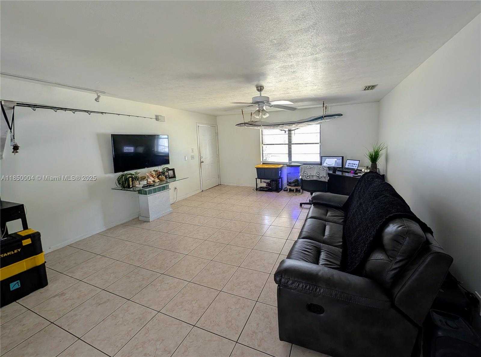 Small Image of 915 TURTLE COVE LN #2, Vero Beach Number 14