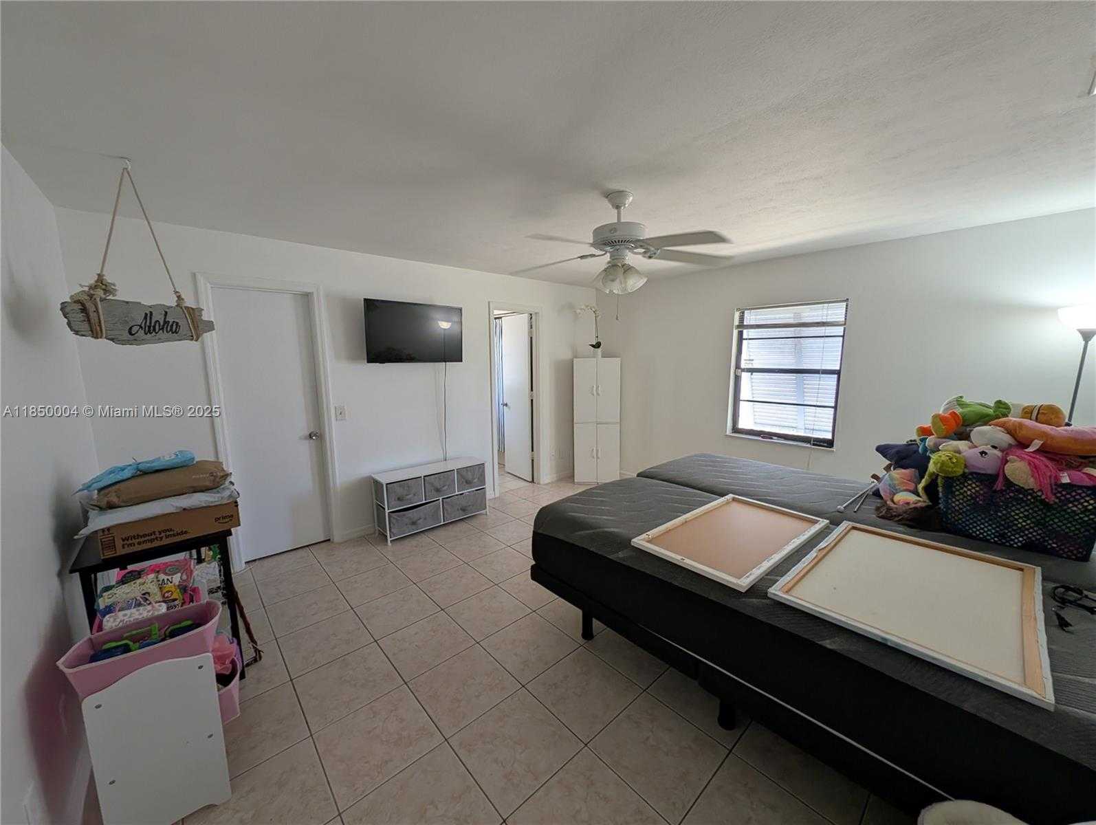 Small Image of 915 TURTLE COVE LN #2, Vero Beach Number 16