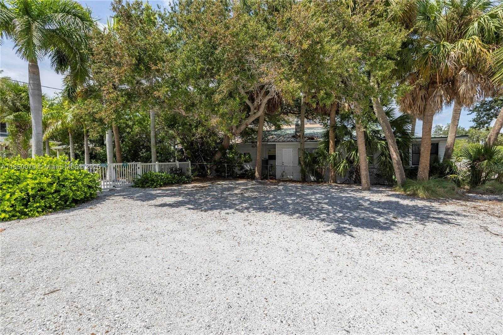 Small Image of 516 GULF BLVD, Other City - In The State Of Florida Number 44