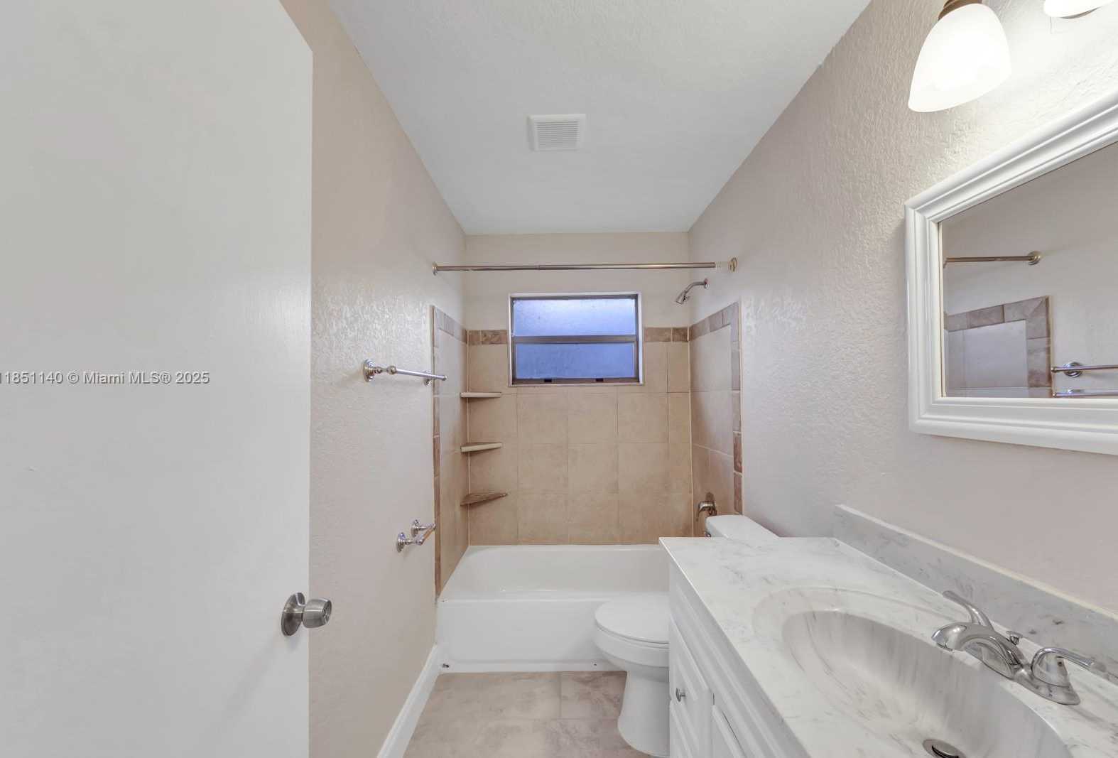 Small Image of 2610 RIVERLAND DR #2, Fort Lauderdale Number 32